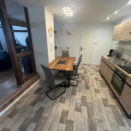 Gruenes Haus Dornburg Apartmán *